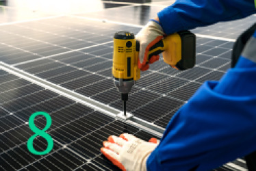 Verwijderen 8 zonnepanelen plat dak incl. onderconstructie